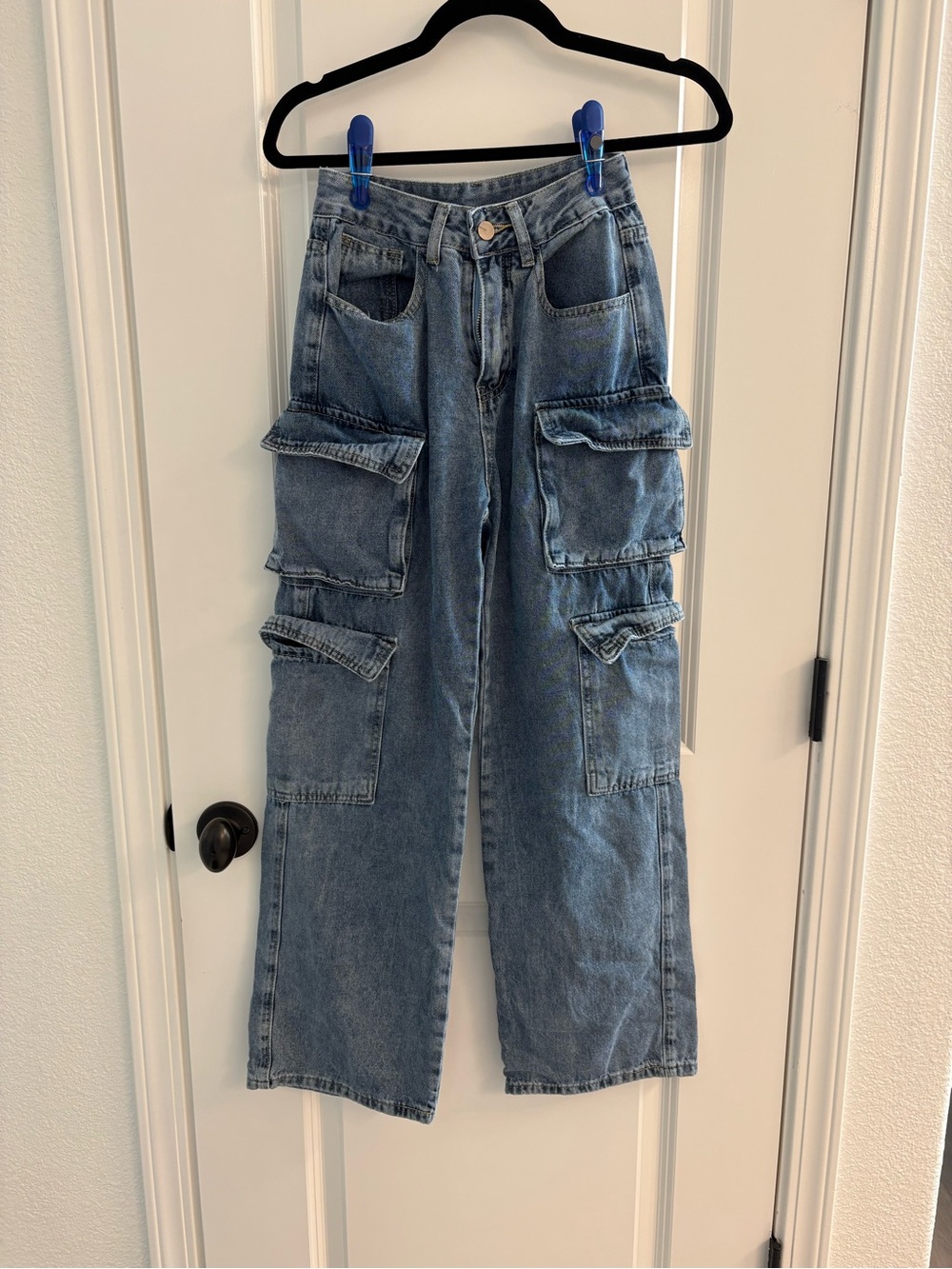 SHEIN Light Blue Cargo Boyfriend Jeans
